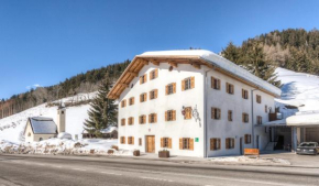 Отель Exclusive Apartment Tassenbacherhof  Штрассен